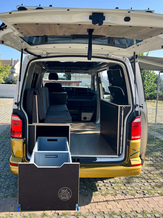 ¿Es legal camperizar una furgoneta en España?